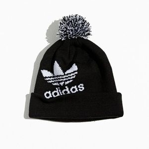 NWT Adidas Originals Logo Pompom Beanie Unisex